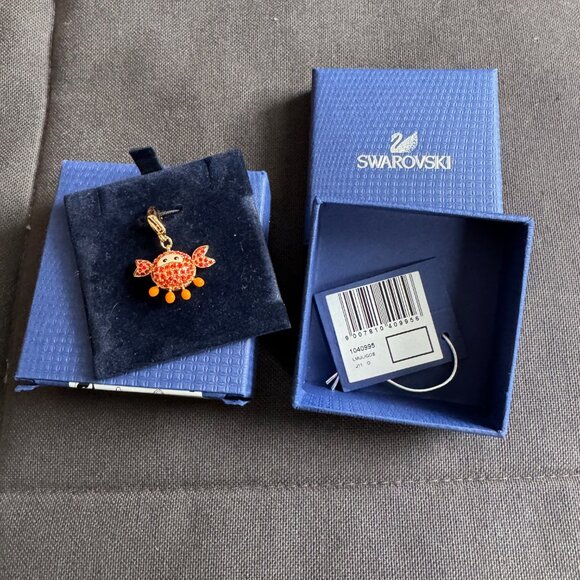 New in Box! Authentic Swarovski Lovlots Crab Charm – Red & Orange - Picture 4 of 5